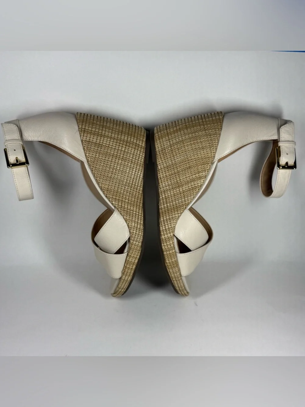 Vionic Women's Size 11 Cream Leather Marina Wedge Sandals